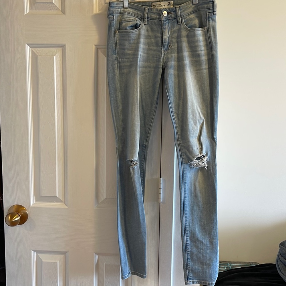 Abercrombie & Fitch Super Skinny Jeans